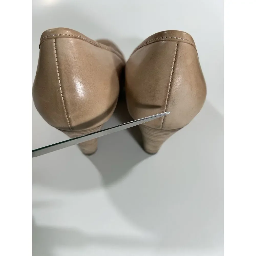 Clarks Artisan Women's Tan Leather Wedge Pumps Buckle Laser Cut 63986 Size 9.5M